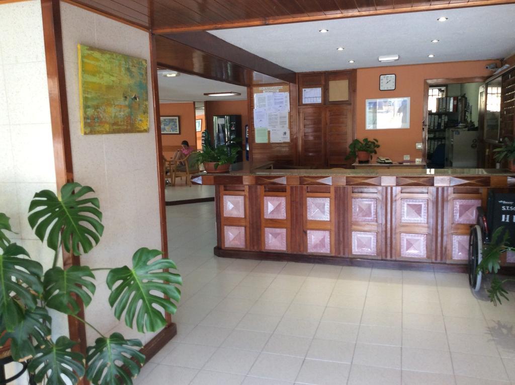 Apartment With Terrace In Playa De Las Americas Eksteriør bilde