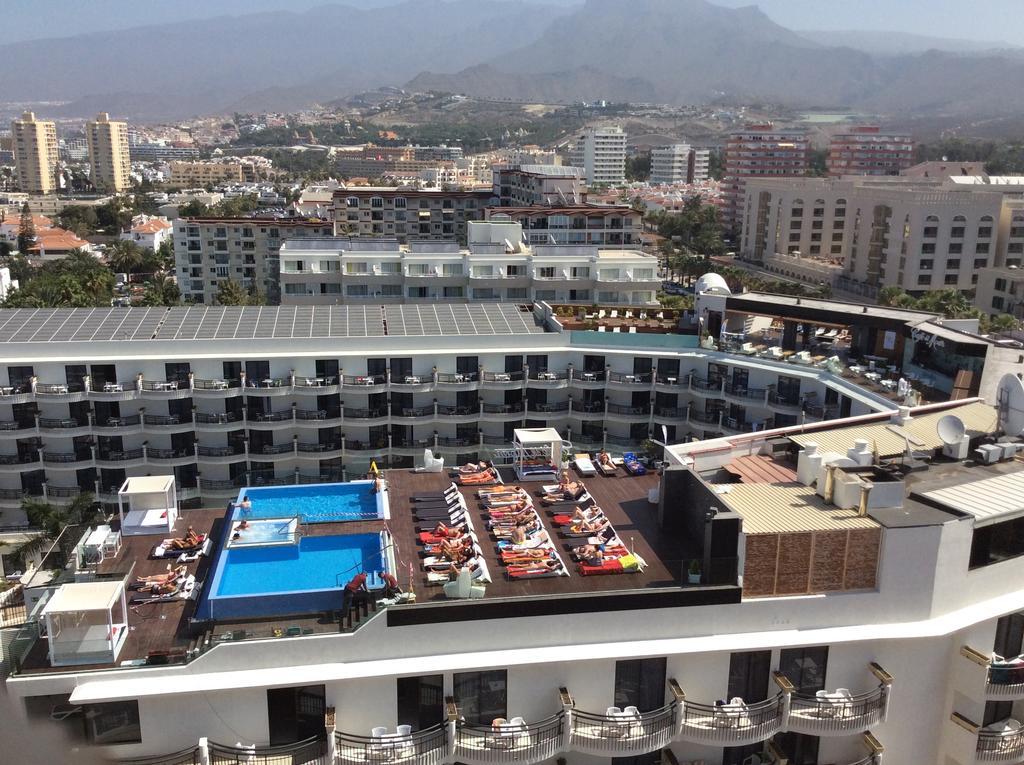 Apartment With Terrace In Playa De Las Americas Eksteriør bilde