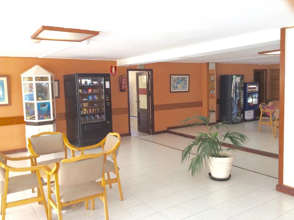 Apartment With Terrace In Playa De Las Americas Eksteriør bilde