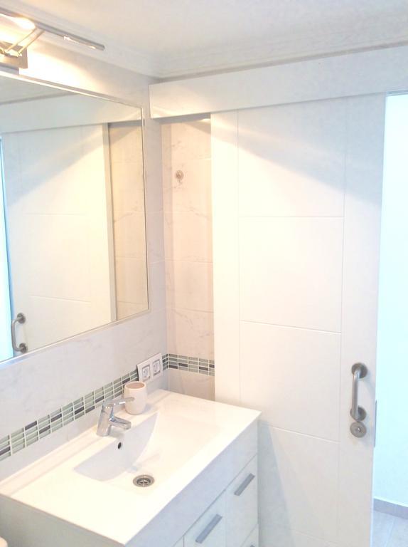 Apartment With Terrace In Playa De Las Americas Eksteriør bilde