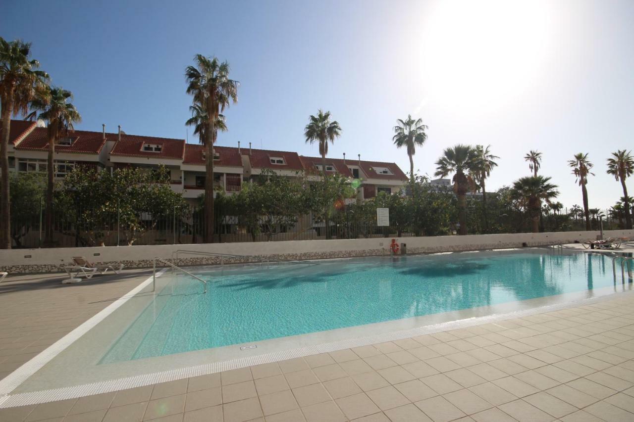 Apartment With Terrace In Playa De Las Americas Eksteriør bilde